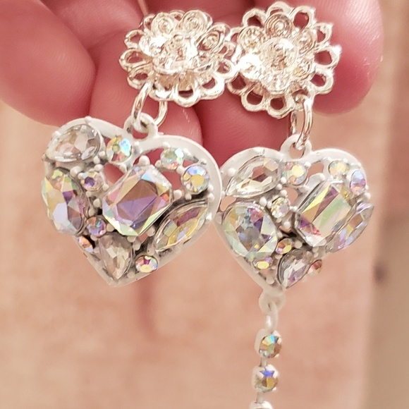 Earring - Picture 3 of 3